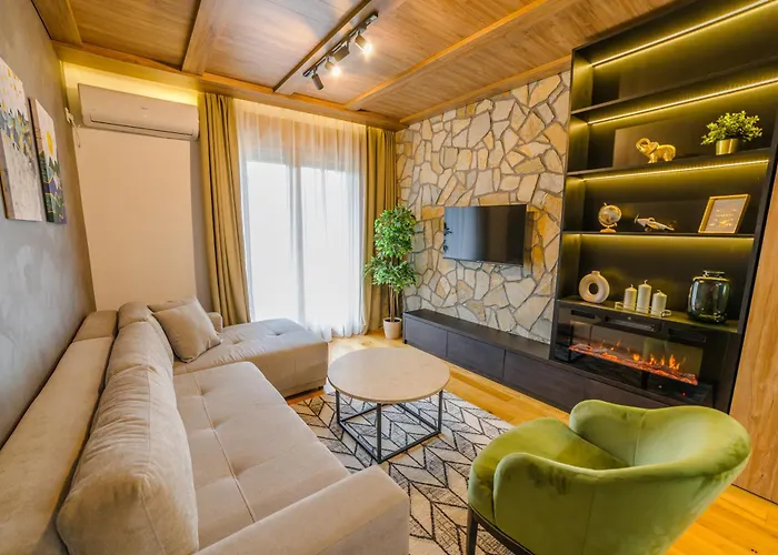 アパート Albero Pino ズラティボール