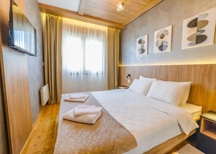 Albero Pino ズラティボール