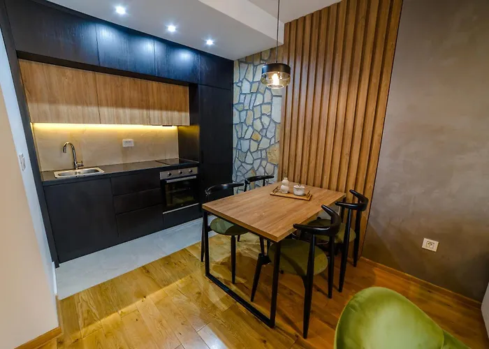 Albero Pino ズラティボール